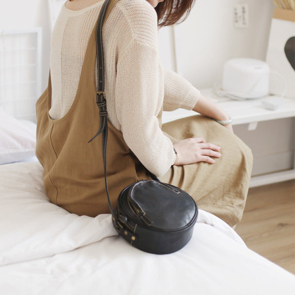 Mini Round Leather Crossbody Bag Black Leather Shoulder Purse for Women