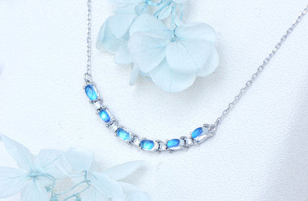 Elegant Womens Smile Bar Silver Moonstone Pendant Necklace June Birthstone Jewelry Chic