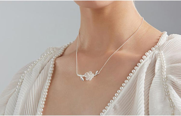 White Quartz Crystal Flower Pendant Necklace in White Gold Plated Silver For Women