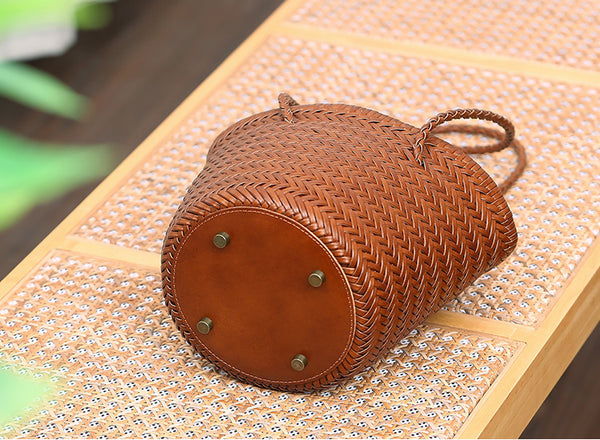 Boho Womens Leather Woven Bucket Shoulder Bag With Drawstring Inner Pouch Brown Shoulder Bag Chic