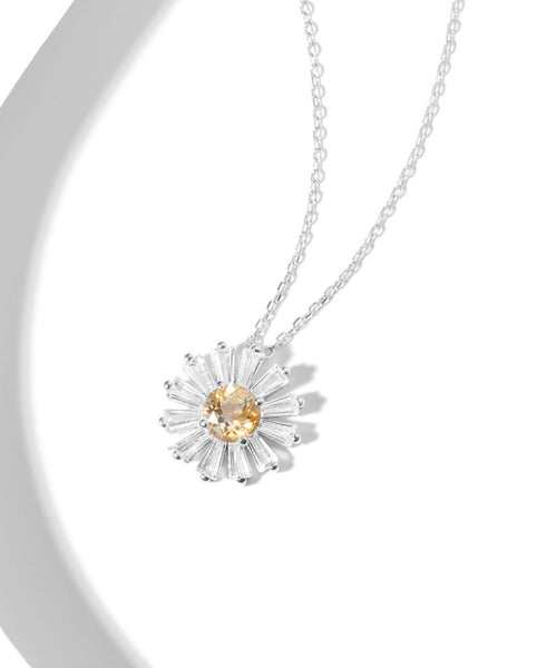 Charm Daisy Shaped Womens Citrine Pendant Sterling Silver Necklace For Women Beautiful