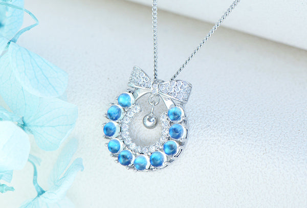 Chic Womens Christmas Wreath Blue Moonstone Pendant Necklace White Gold Plated Silver Necklace Fashion