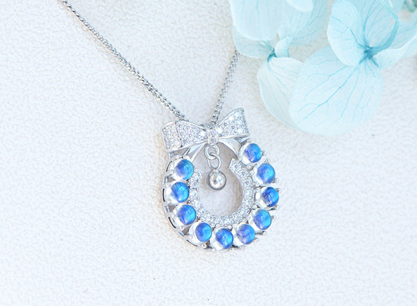 Chic Womens Christmas Wreath Blue Moonstone Pendant Necklace White Gold Plated Silver Necklace Quality