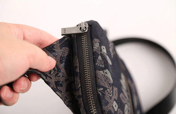 Women's Crossbody Chest Bag Leather Sling Bag For Ladies Details