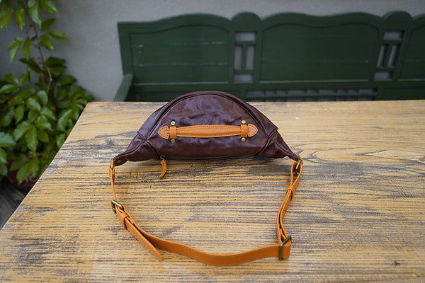 Cool Women's Chest Sling Bag Brown Leather Shoulder Bag Fashion