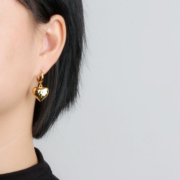 Cute Womens Silver Dangle Earrings Gold Plated Silver Heart Earrings For Women