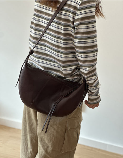 Genuine Leather Crescent Crossbody Bag for Women Adjustable Shoulder Bag with Zipper CompartmentsClassy