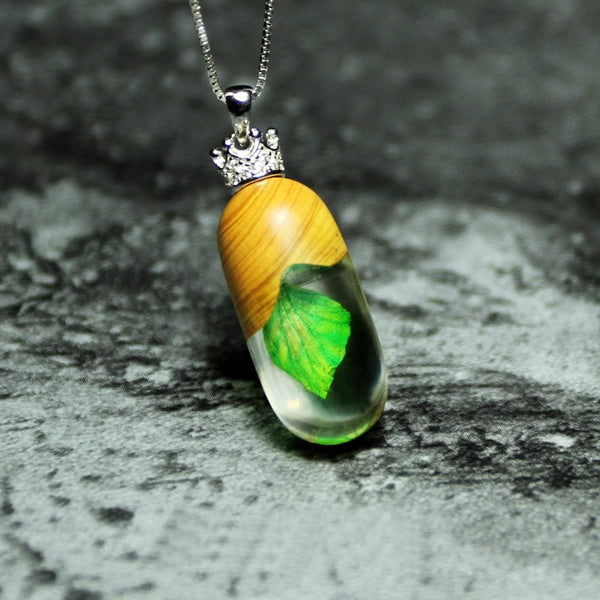 Handmade Epoxy Resin Wood Pendant Necklace Herbage Silver Necklace For Women Chic