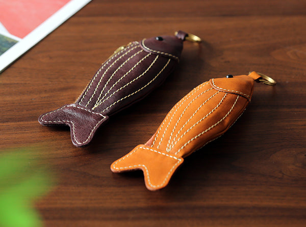 Handmade Genuine Leather Fish Coin Purse and Key Holder Vegetable Tanned Cowhide Cute Small Zipper Pouch Details