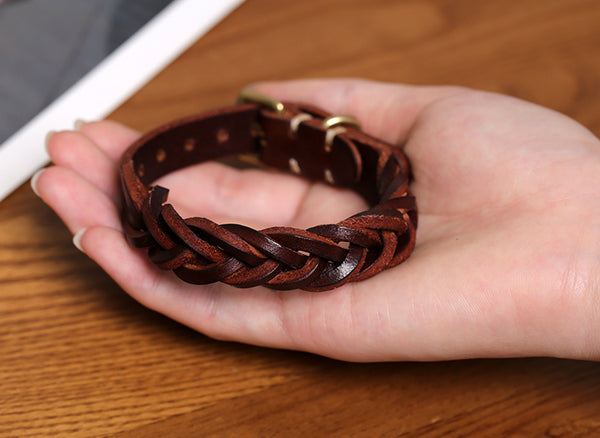 Handmade Vintage Vegetable Tanned Leather Bracelet with Brass Buckle Adjustable Unisex Wristband Chic