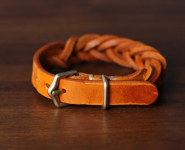 Handmade Vintage Vegetable Tanned Leather Bracelet with Brass Buckle Adjustable Unisex Wristband Fashionable