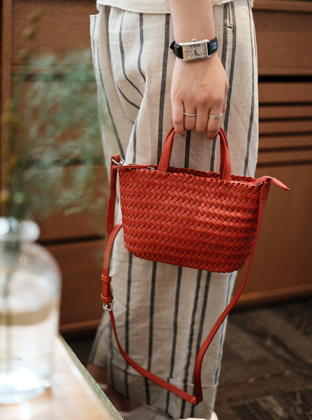 Handwoven Leather Tote Bag for Women Vintage Crossbody Handbag in Top Grain Cowhide Beautiful