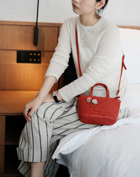 Handwoven Leather Tote Bag for Women Vintage Crossbody Handbag in Top Grain Cowhide Chic
