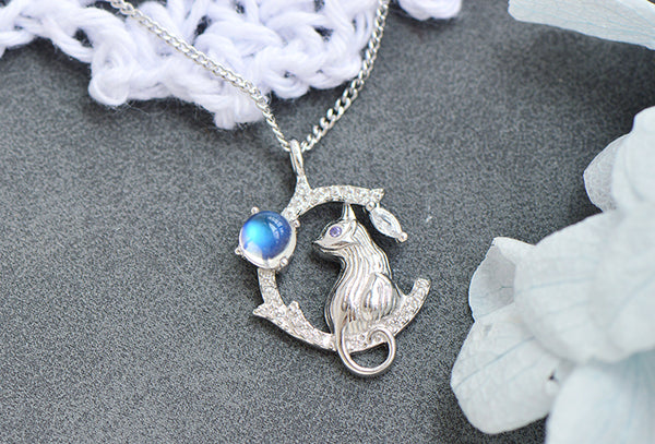 Silver Cat And Blue Moonstone Pendant Necklace For Women Elegant