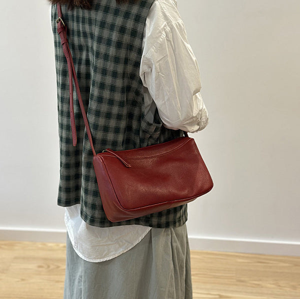 Small Genuine Leather Crossbody Bag for Women Minimalist Shoulder Bag Stylish