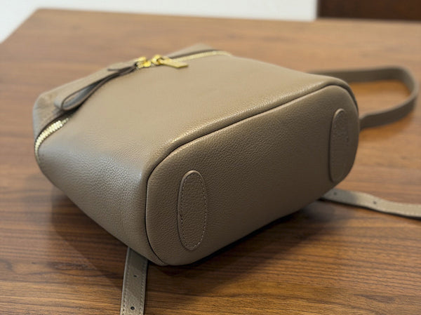 Small Leather Backpack for Women Genuine Cowhide Casual Daypack