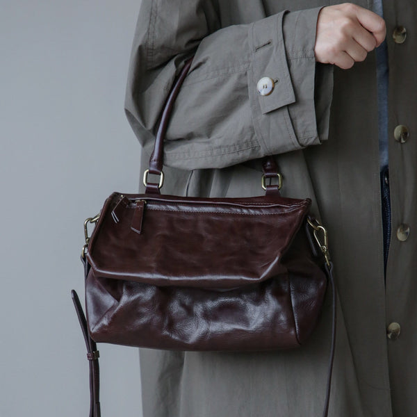 Small Women’s Vintage Leather Handbag with Top Handle and Detachable Strap