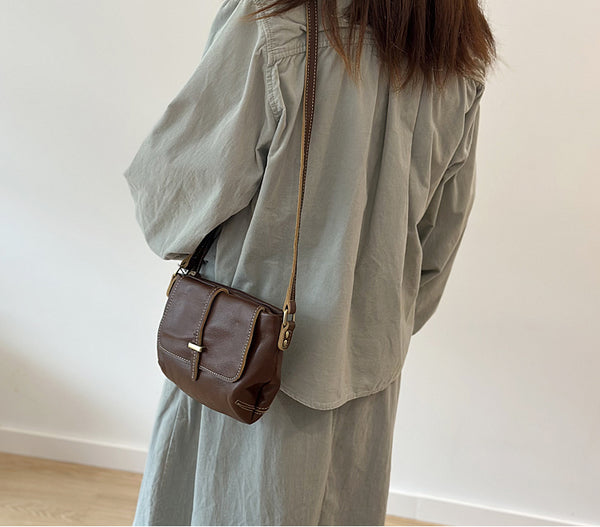 Vintage Genuine Leather Crossbody Bag for Women Small Flap Shoulder Bag with Zipper Compartments