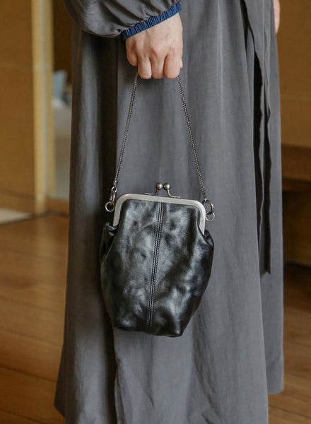 Vintage Genuine Leather Kiss Lock Bag for Women Small Crossbody Purse Black