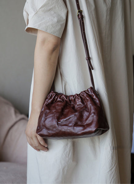 Vintage Genuine Leather Ruched Shoulder Crossbody Bag for Women Soft Vegetable-Tanned Cowhide Purse Cool