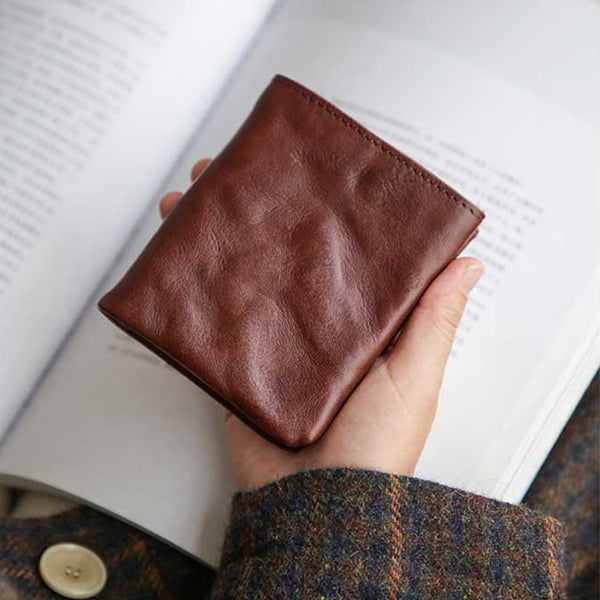 Vintage Genuine Leather Short Wallet for Women Compact Bifold Purse with Card Slots Affordable