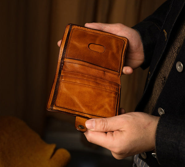 Vintage Leather Bifold Wallet for Women Vegetable Tanned Top Grain Cowhide Details