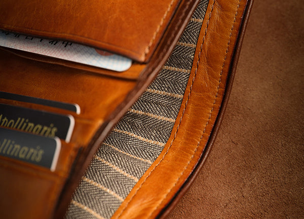 Vintage Leather Bifold Wallet for Women Vegetable Tanned Top Grain Cowhide Inside