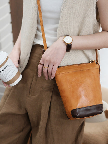 Vintage Leather Mini Bucket Bag Small Phone Crossbody Bag for Women