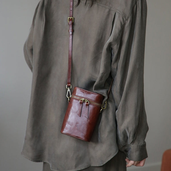 Vintage Leather Phone Crossbody Bag for Women Mini Box Bag in Vegetable Tanned Cowhide Badass