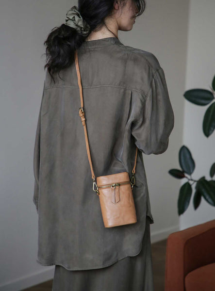 Vintage Leather Phone Crossbody Bag for Women Mini Box Bag in Vegetable Tanned Cowhide Best