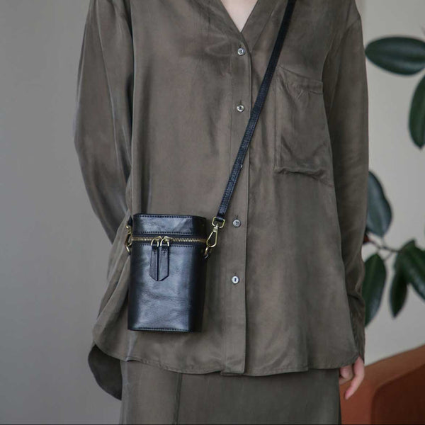 Vintage Leather Phone Crossbody Bag for Women Mini Box Bag in Vegetable Tanned Cowhide Black