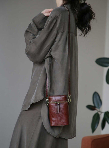Vintage Leather Phone Crossbody Bag for Women Mini Box Bag in Vegetable Tanned Cowhide Designer