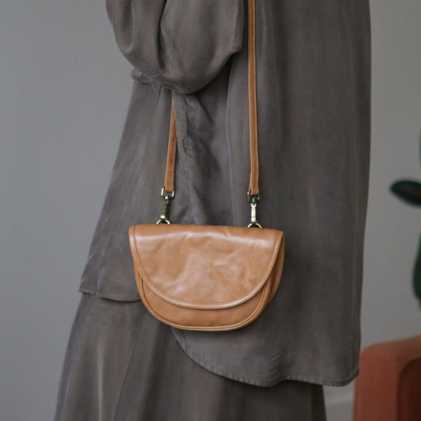 Vintage Leather Saddle Bag for Women Mini Crossbody Purse in Vegetable-Tanned Cowhide Affordable