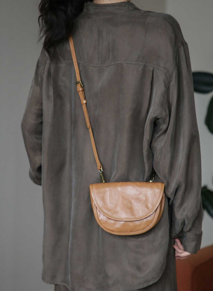 Vintage Leather Saddle Bag for Women Mini Crossbody Purse in Vegetable-Tanned Cowhide Classic
