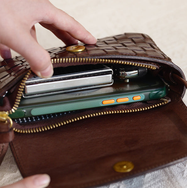 Vintage Woven Leather Mini Crossbody Bag Small Braided Leather Phone Bag for Women Capacity