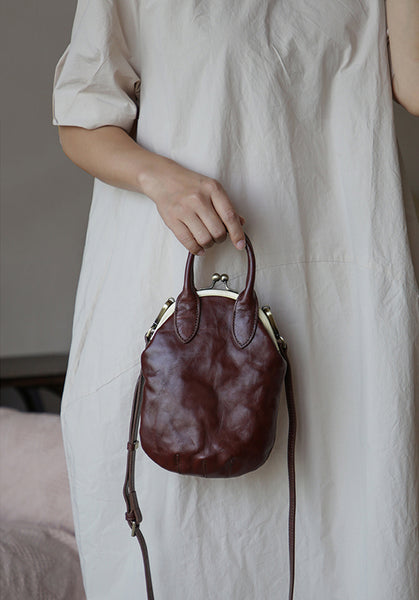 Womens Genuine Leather Frame Clutch Purse Retro Phone Bag for Women with Shoulder Strap Cowhide