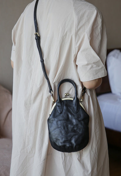 Womens Genuine Leather Frame Clutch Purse Retro Phone Bag for Women with Shoulder Strap Elegant