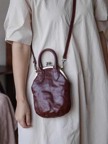 Womens Genuine Leather Frame Clutch Purse Retro Phone Bag for Women with Shoulder Strap Gift