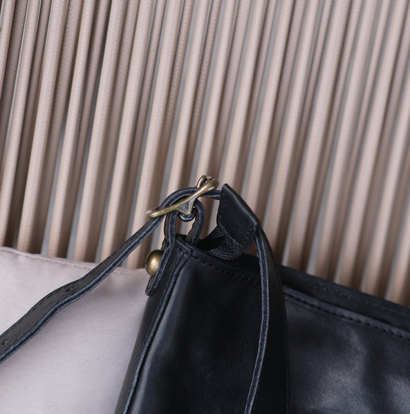 Womens Rivet Studded Small Leather Shoulder Bag Black Crossbody Bags For Women Best