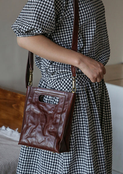 Womens Small Vegetable Tanned Leather Underarm Bag Vertical Handbag and Crossbody Bag Classy