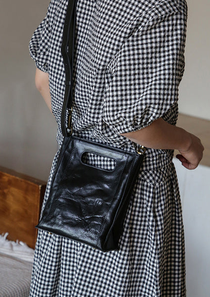 Womens Small Vegetable Tanned Leather Underarm Bag Vertical Handbag and Crossbody Bag Durable