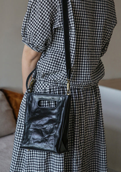 Womens Small Vegetable Tanned Leather Underarm Bag Vertical Handbag and Crossbody Bag Fashion