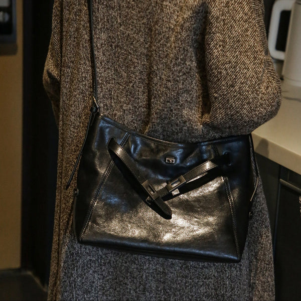 Women’s Vintage Vegetable Tanned Leather Shoulder Bag, Underarm Tote Bag Black