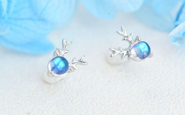 Womens White Gold Plated Silver Moonstone Stud Earrings Deer Head Design Nice