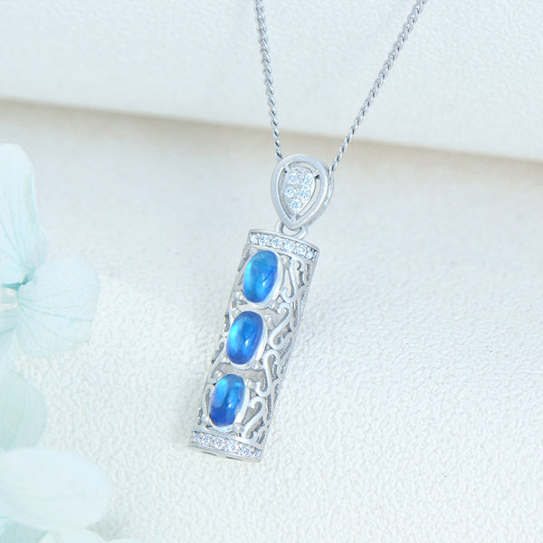 Charm Womens White Gold Plated Silver Moonstone Pendant Necklaces For Women Accessories