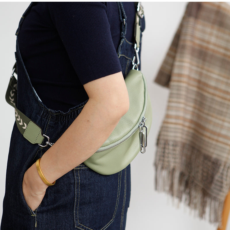  INICAT Small Sling Bag Crossbody Vegan Leather Fanny Packs for  Women Fashionable Chest Bag for Travel((Boho Style-Beige)