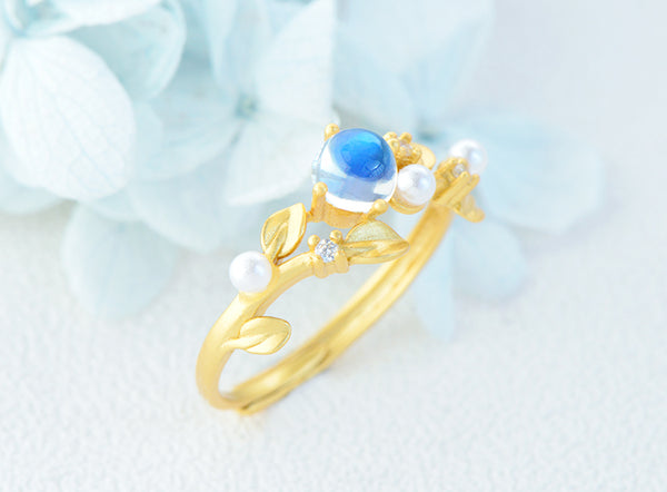 Chic Womens Gold Plated Sterling Silver Blue Moonstone Ring For Women Cute