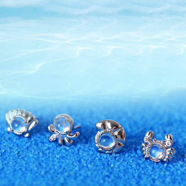 "Cute Ocean Crab Shaped Silver Blue Moonstone Stud  Earrings June Birthstone Jewelry for Women Accessories"