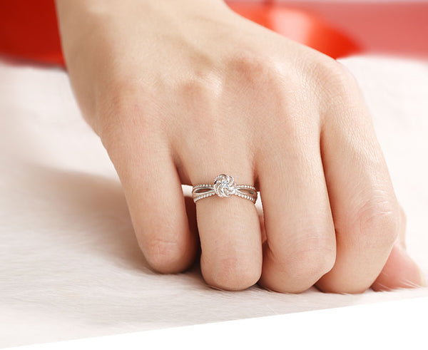 Cute Women's Fashion Diamond Rings Unique Moonstone Ring Pandant Necklace for Women Fashion
