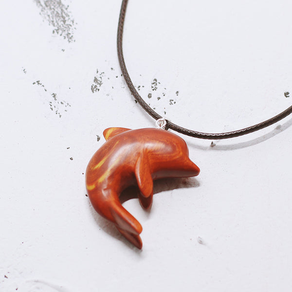 Cute Womens Dolphin Shaped Wooden Pendent Necklace